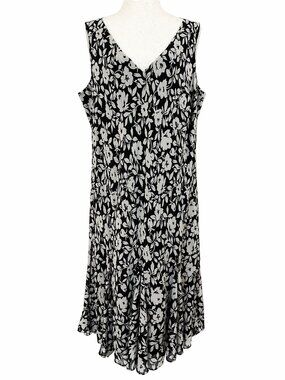 Chaps 20W Black White Floral Midi Dress Sleeveless V Neck Ruffle Hem Plus Size